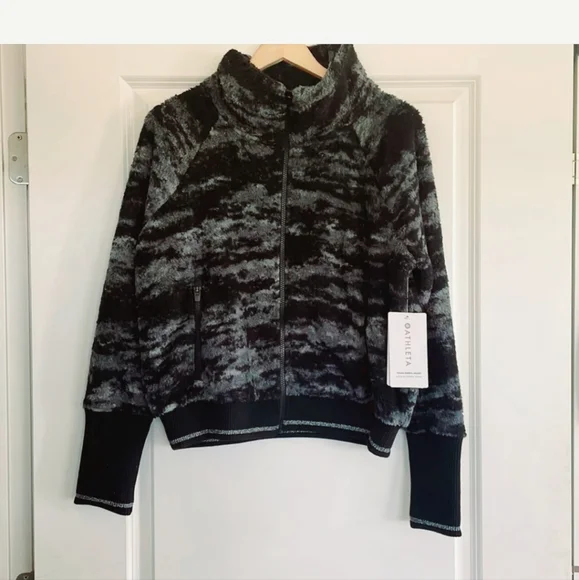 Athleta tugga camo fleece jacket - Picture 1 of 2
